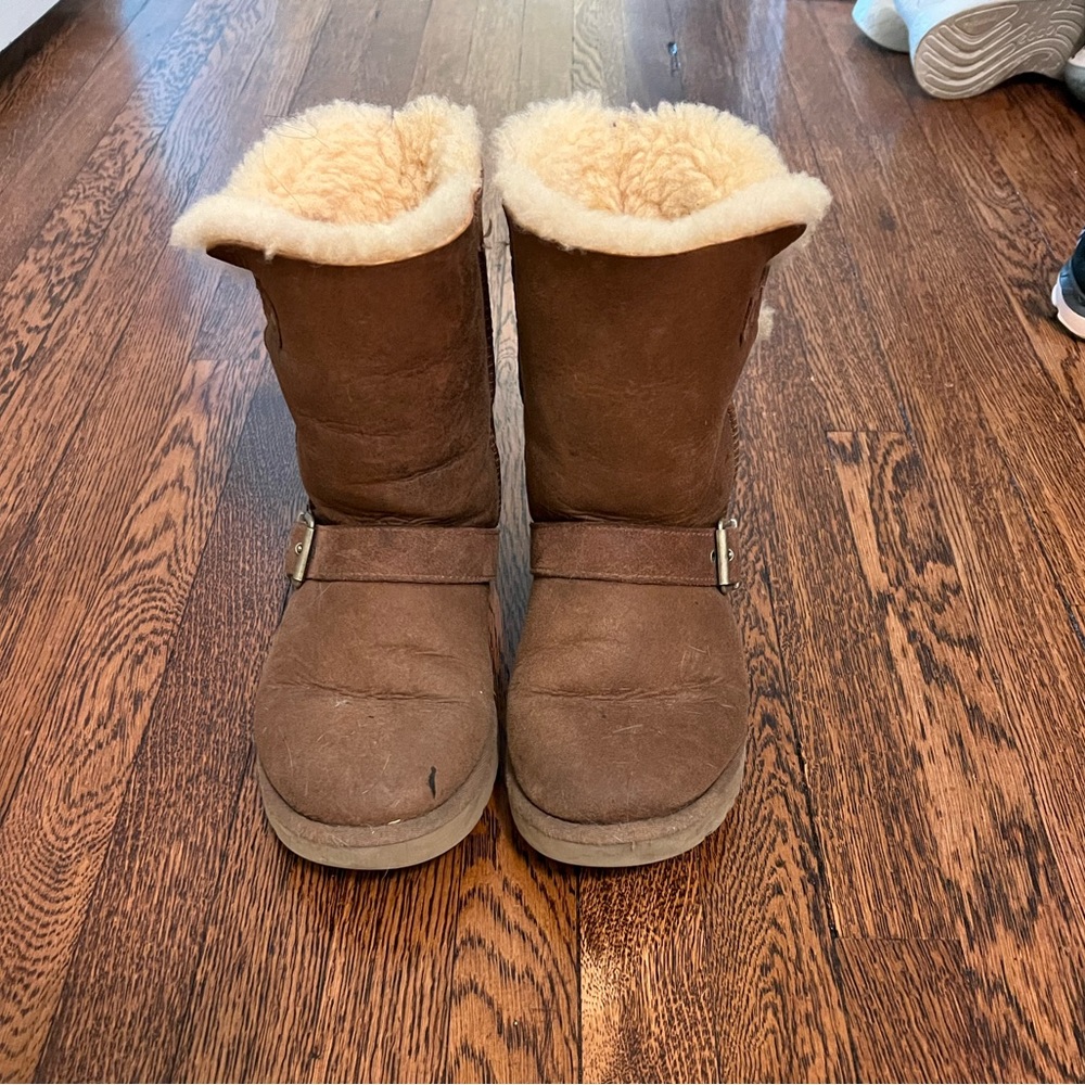 Ugg boots size 6